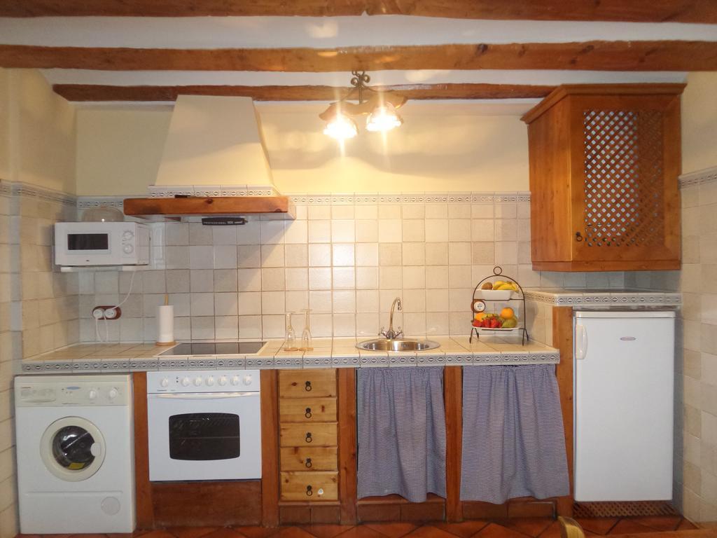 Alojamiento Rural Tres Palacios Молина де Арагон Екстериор снимка